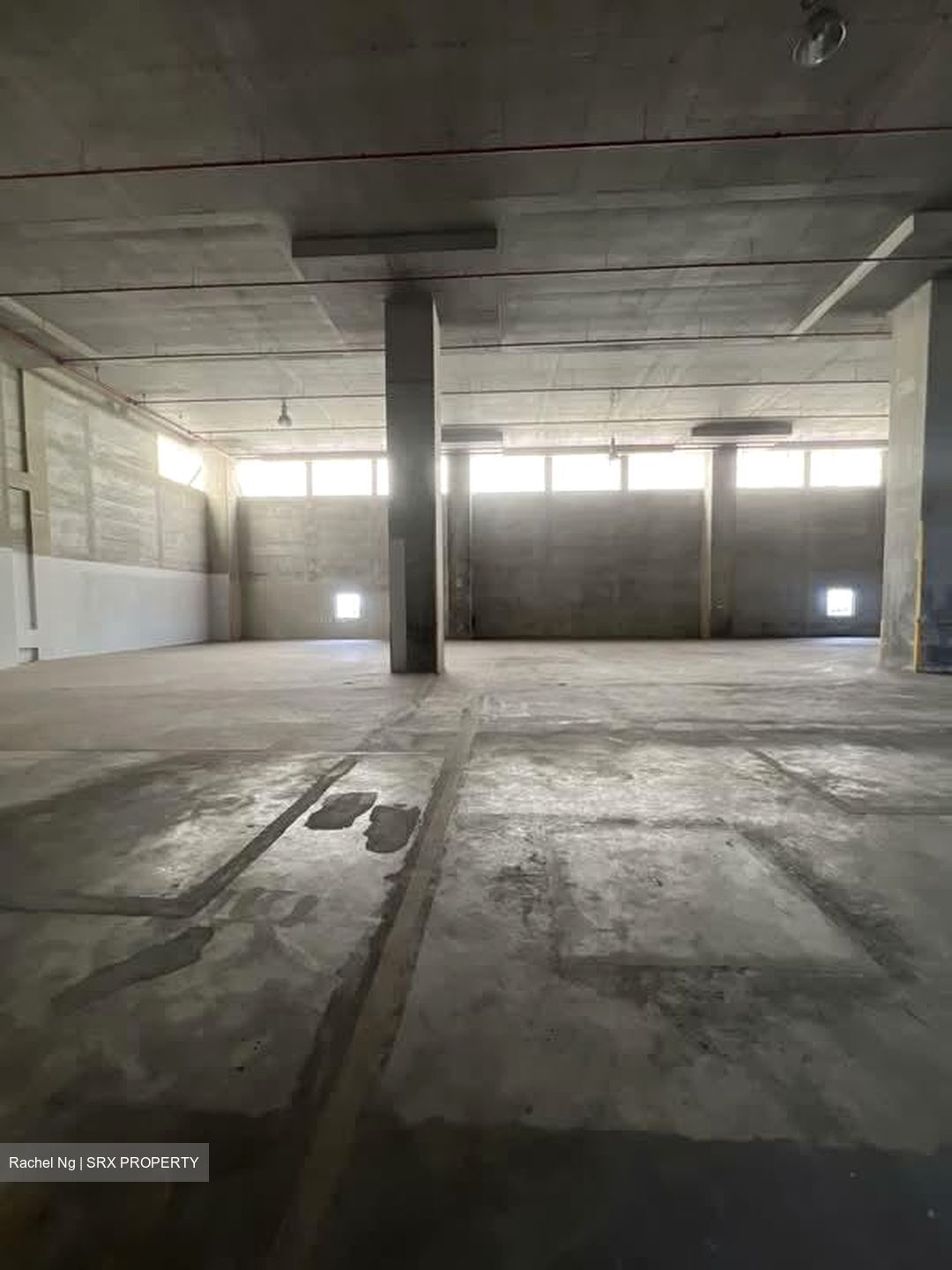 Uob Jurong Warehouse (D22), Warehouse #570065291